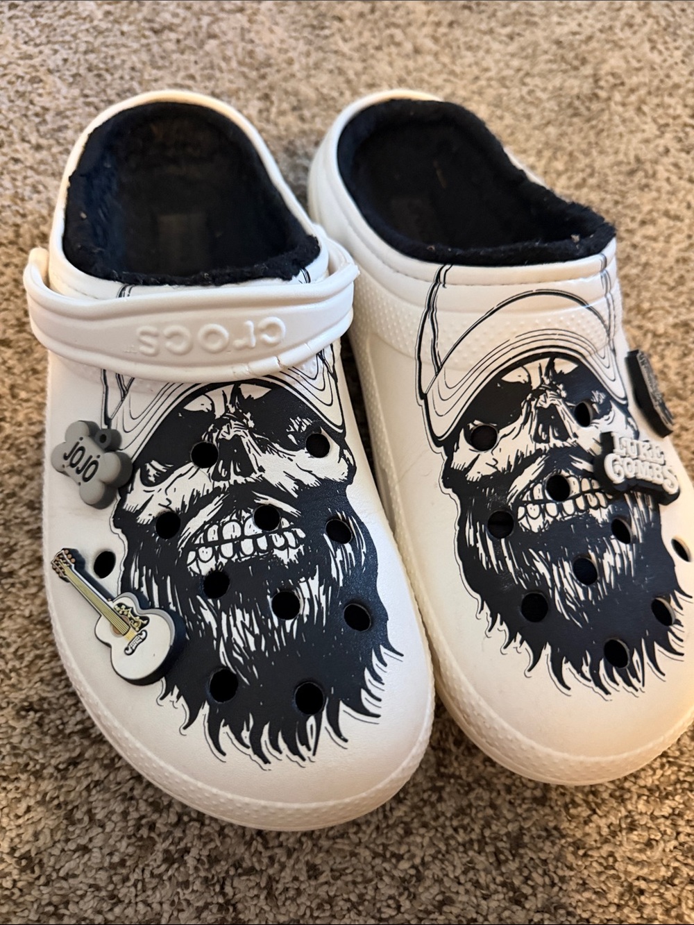 CROCS White Classic Clog with Black Skull Graphic and Charms Luke combs size 12